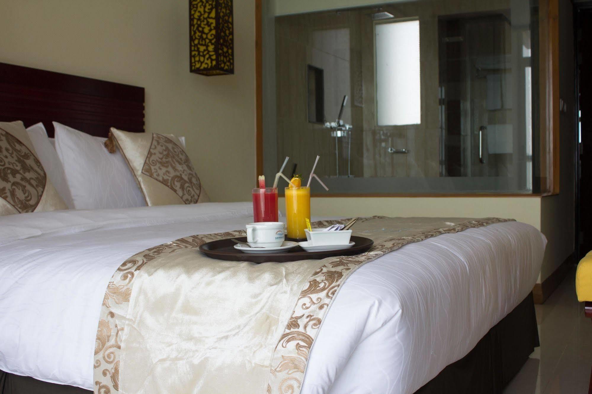 Sayeman Beach Resort Cox's Bazar Buitenkant foto