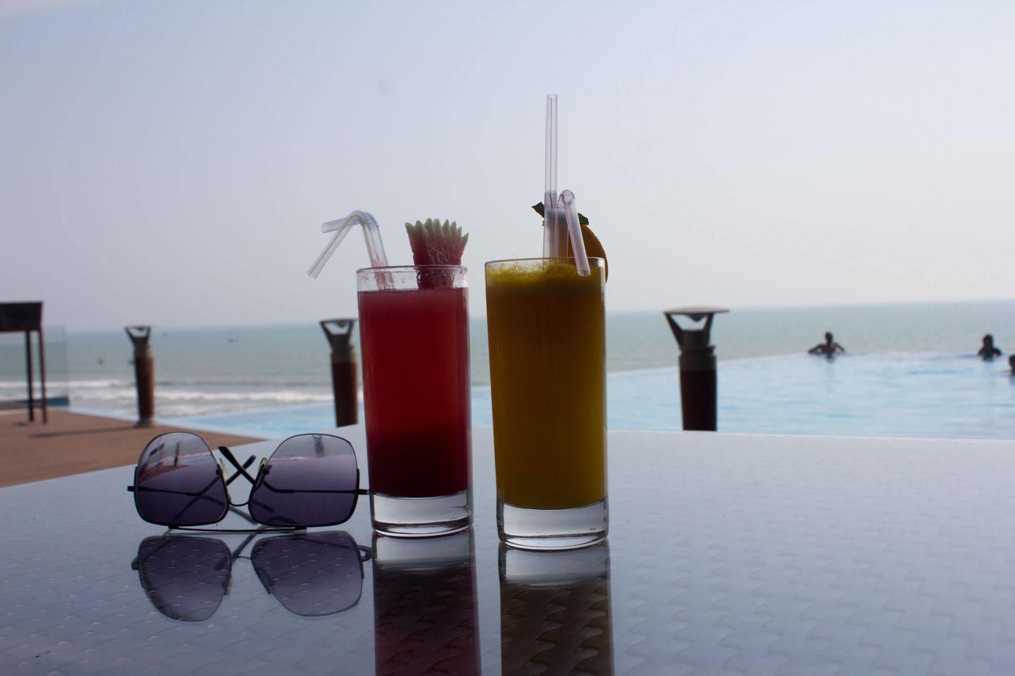 Sayeman Beach Resort Cox's Bazar Buitenkant foto