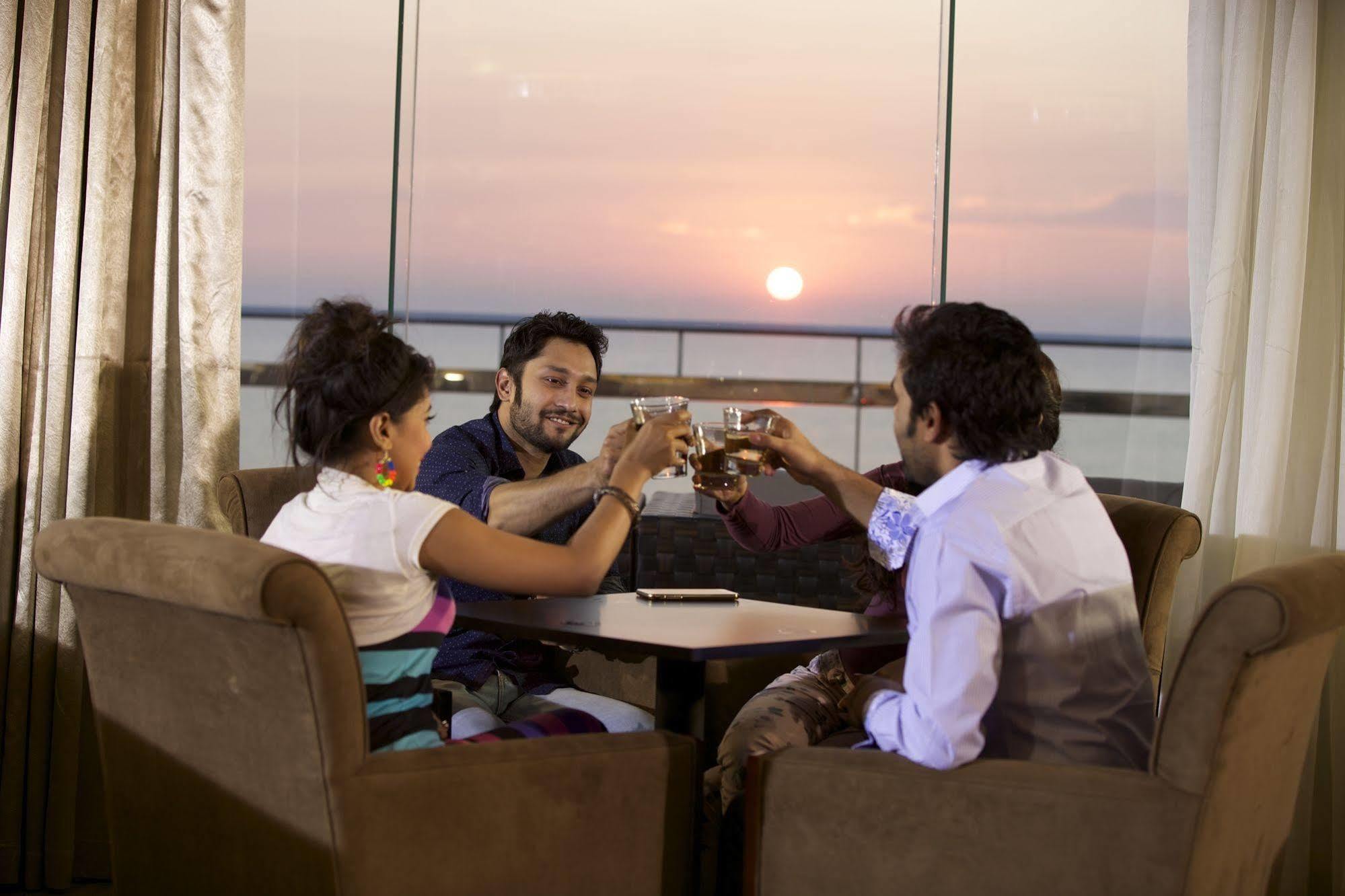 Sayeman Beach Resort Cox's Bazar Buitenkant foto